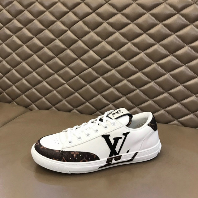 men LV shoes-304